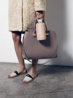 TEDDY BIG BOTTLE 1L (32OZ) 17 TEDDY BIG BOTTLE 1L (32OZ) -Bkr bkr glass water bottle 32oz teddy 1l 32 oz tnnkdpb s32ht 812746022037 33549121716395 scaled